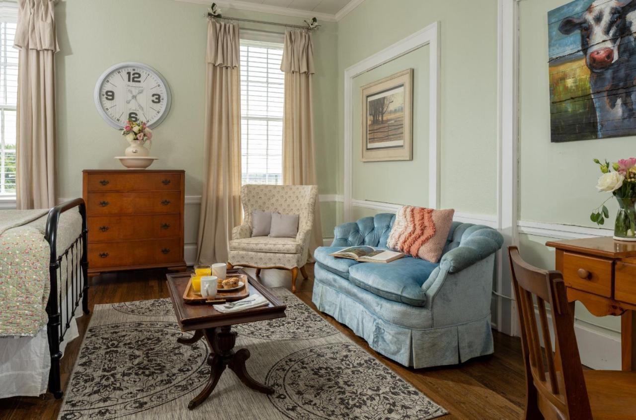 Bed and Breakfast Magnolia Manor And Chapel Humboldt Экстерьер фото