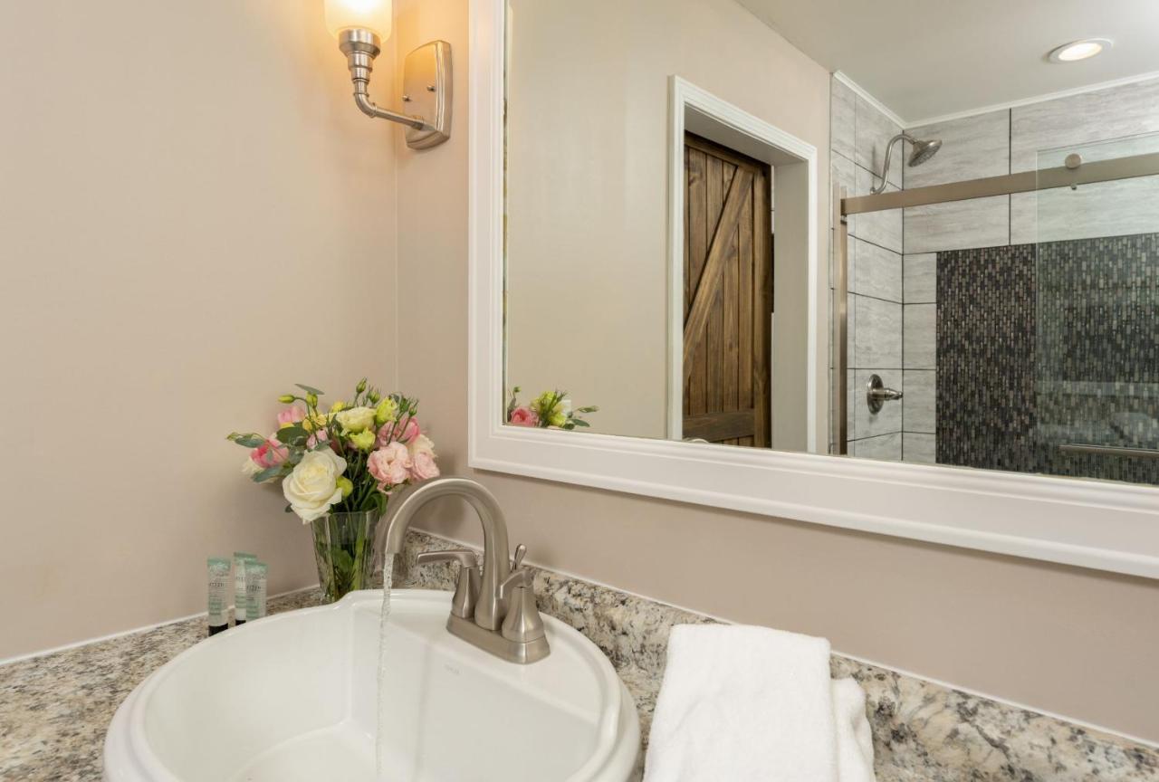 Bed and Breakfast Magnolia Manor And Chapel Humboldt Экстерьер фото